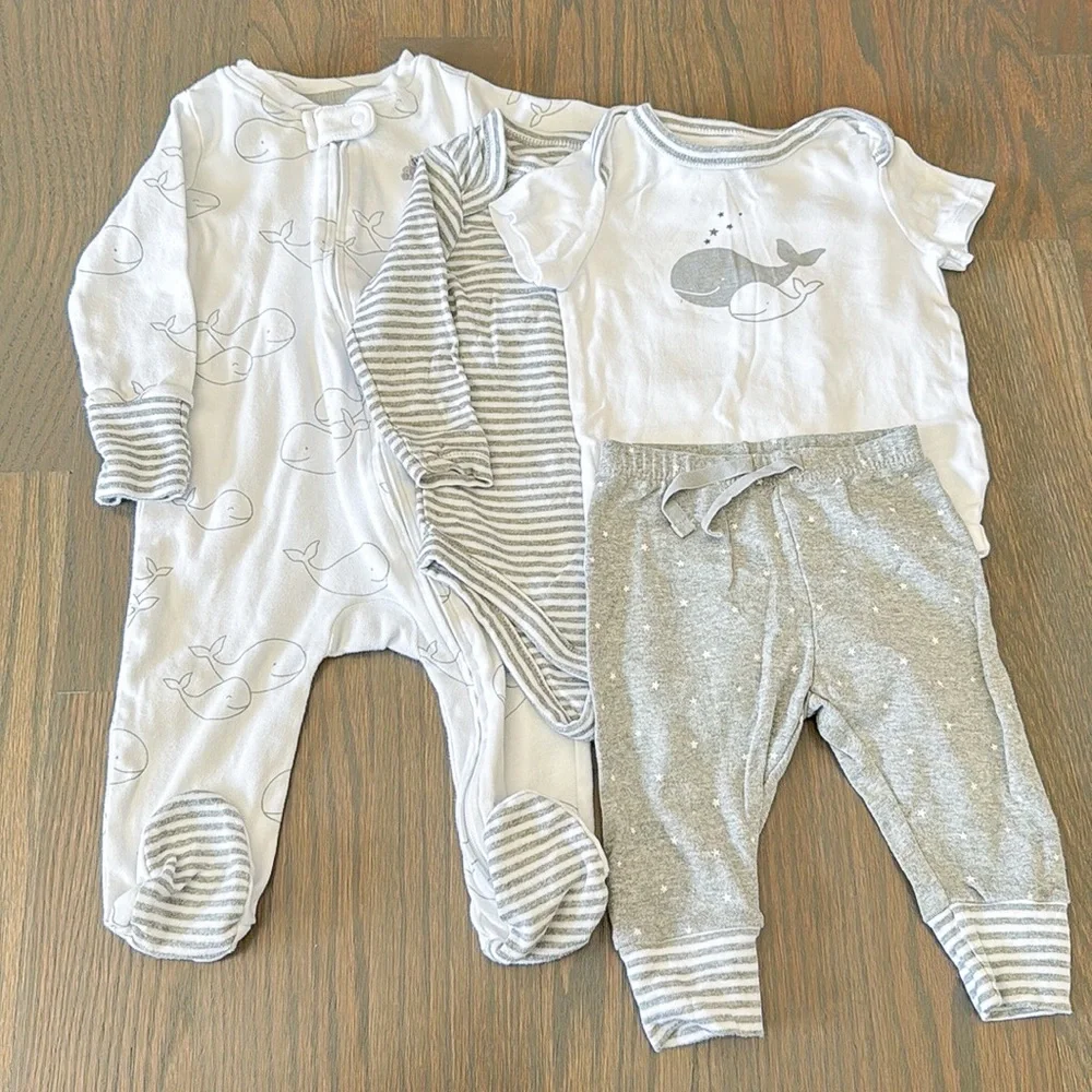 BabyGap 4-Piece Baby Whale Outfit Set 6-9M